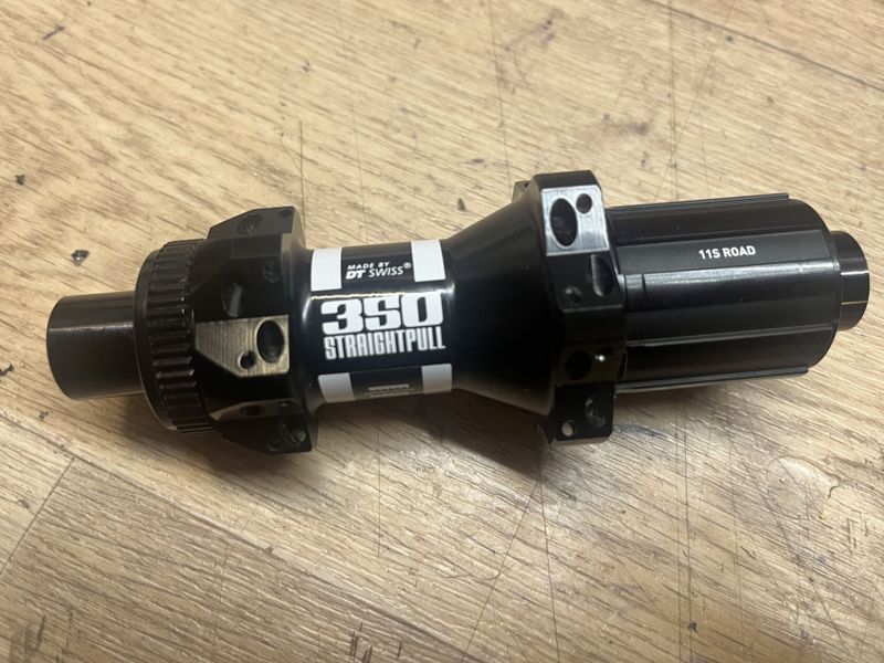 Silniční náboje DT Swiss 350