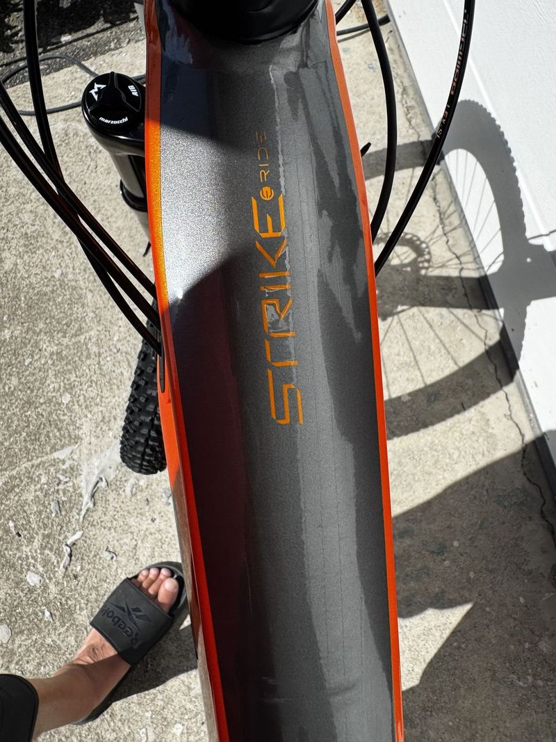 Scott e-ride Strike