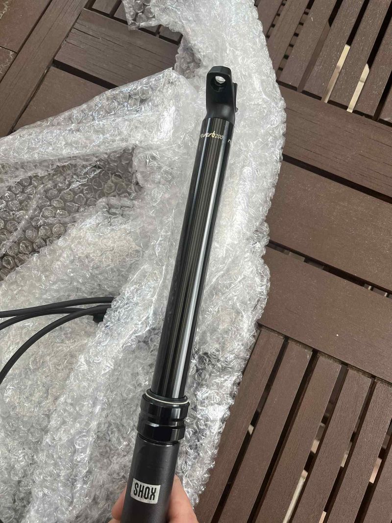 RockShox Reverb Stealth C1 200 mm – po servisu