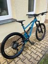 Celoodpružený enduro bike Kellys