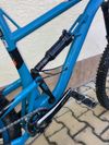 Celoodpružený enduro bike Kellys