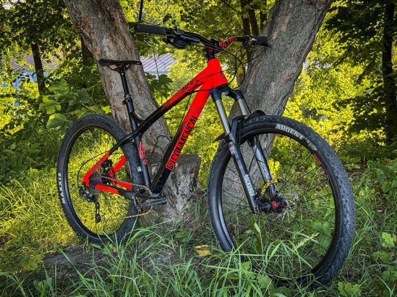 Enduro bike COMMENCAL META HT RED 27,5