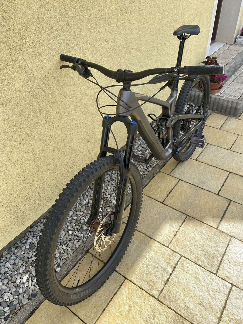 Trek Fuel EX 9.7 zánovní karbon v záruce! Vel L