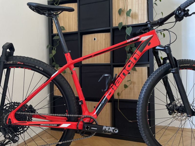 Bianchi Nitron 9.4 carbon / Sram Eagle 1x12 / vel.L / zánovní