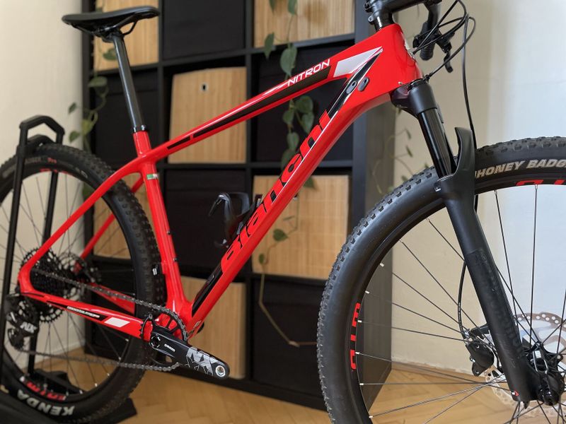 Bianchi Nitron 9.4 carbon / Sram Eagle 1x12 / vel.L / zánovní