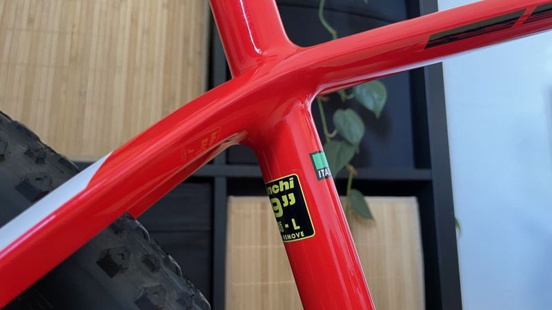Bianchi Nitron 9.4 carbon / Sram Eagle 1x12 / vel.L / zánovní