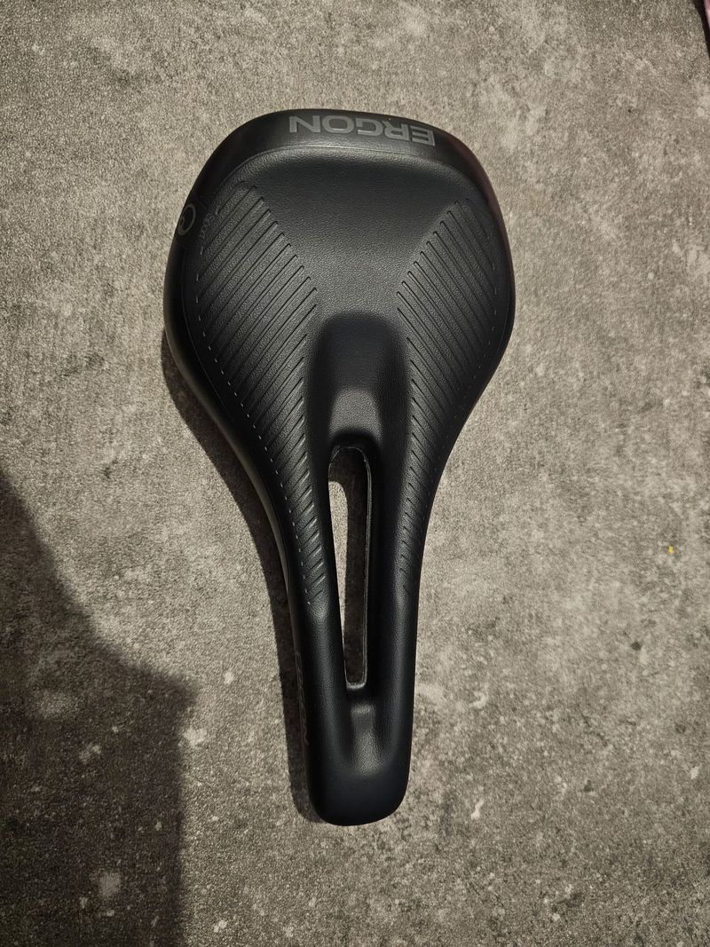 Prodám dámské sedlo Ergon SM E-mountain vel. S/M