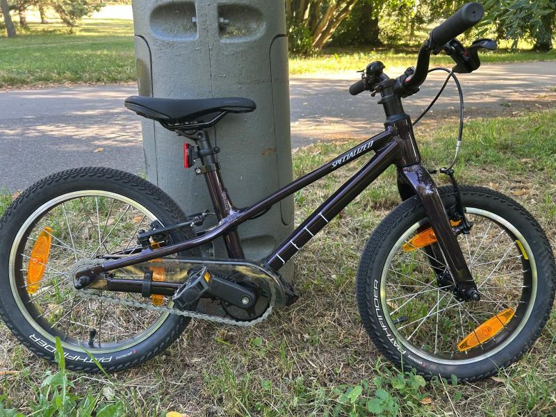 Prodam Specialized Jett 16 skoro novy