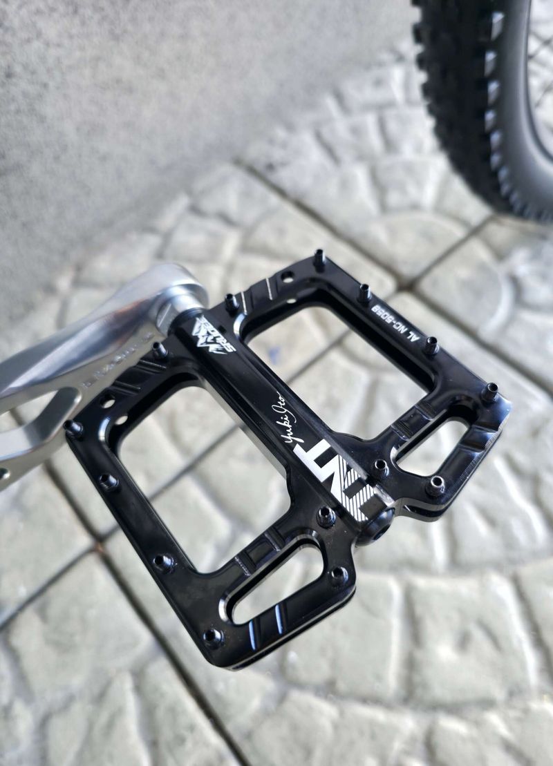 Horské kolo Mondraker Foxy Carbon RR 2021 29”
