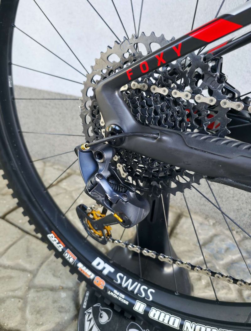 Horské kolo Mondraker Foxy Carbon RR 2021 29”