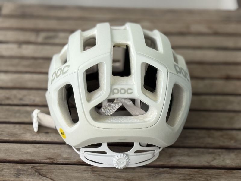 Silniční helma POC Ventral MIPS