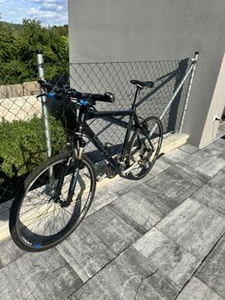 Prodám trekové kolo Giant Roam XR 1
