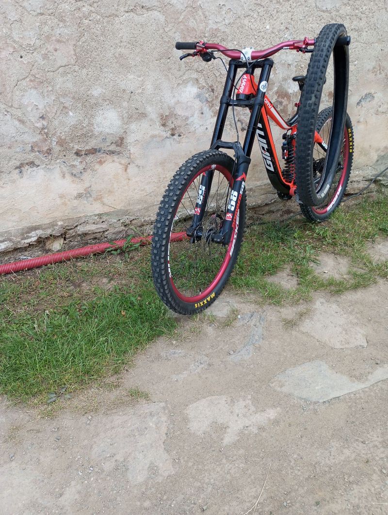 Dobrý den prodám giant Glory 2 ❗ spěchá ❗