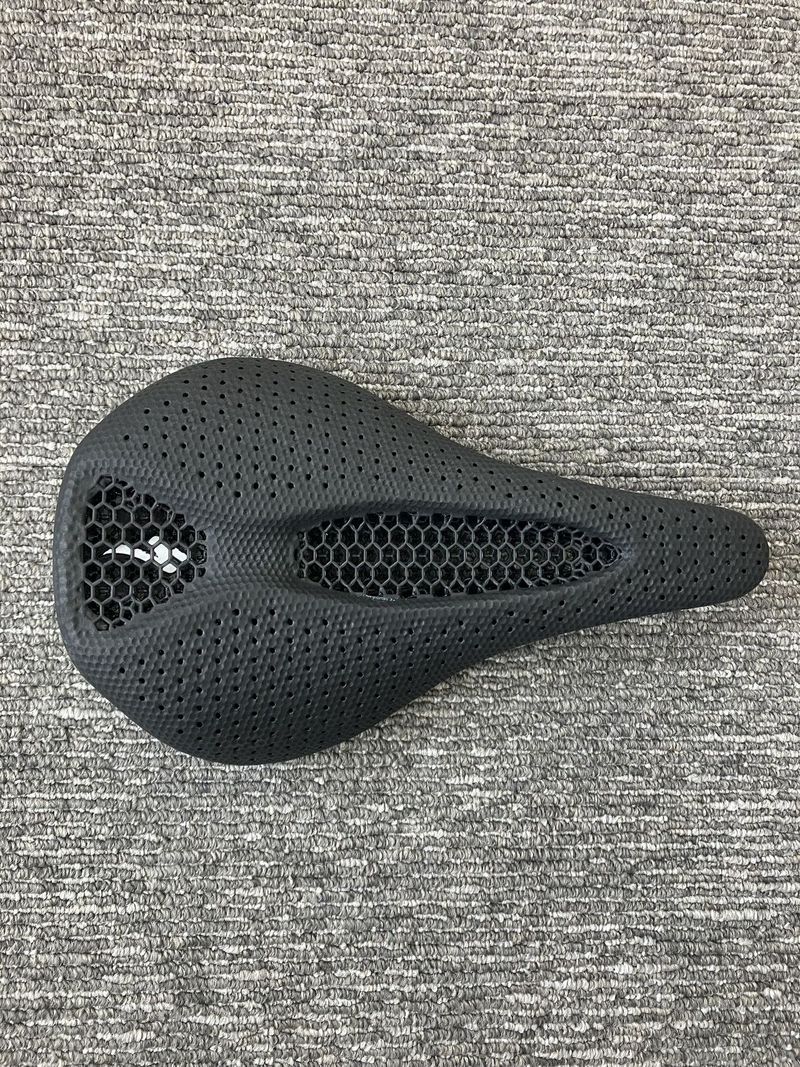 Specialized Power Pro Mirror 143 mm