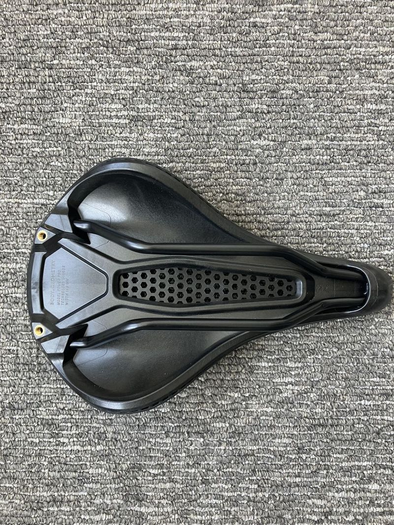 Specialized Power Pro Mirror 143 mm