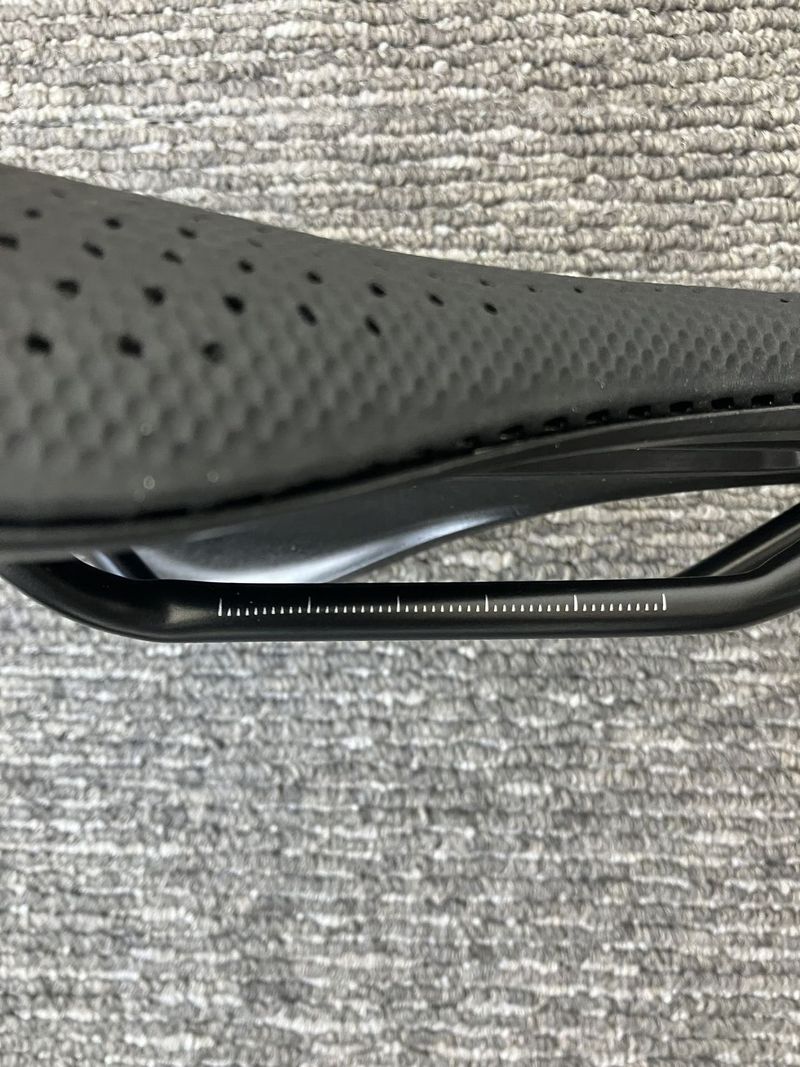 Specialized Power Pro Mirror 143 mm