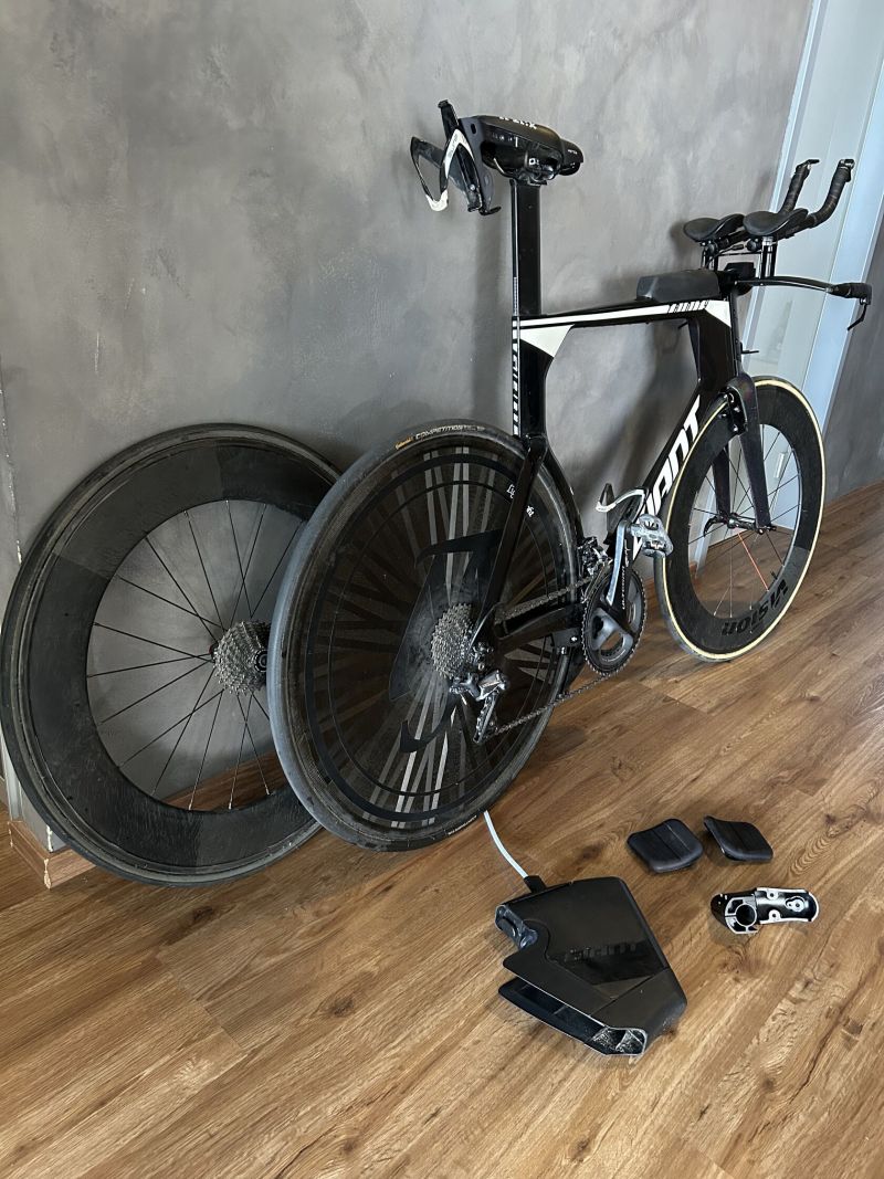 Časovkářské kolo Giant Trinity Advanced PRO 2 + disk Lightweight