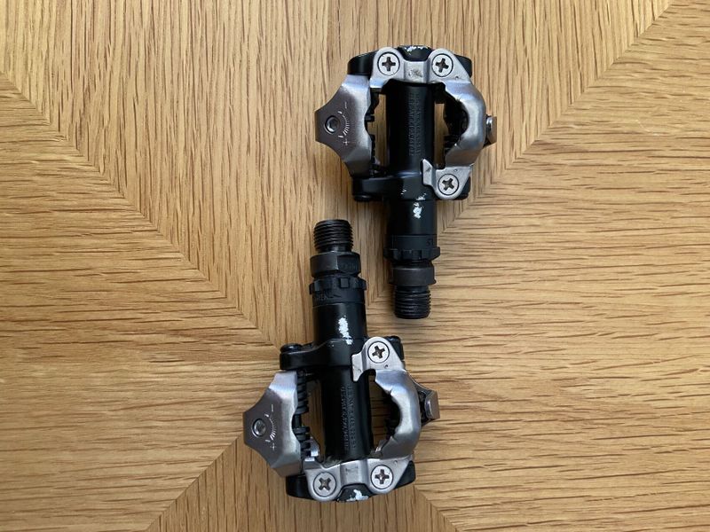 Pedaly Shimano SPD M520