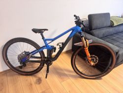 Prodám  celoodpružené enduro kolo CUBE Stereo 150 C:62 SL