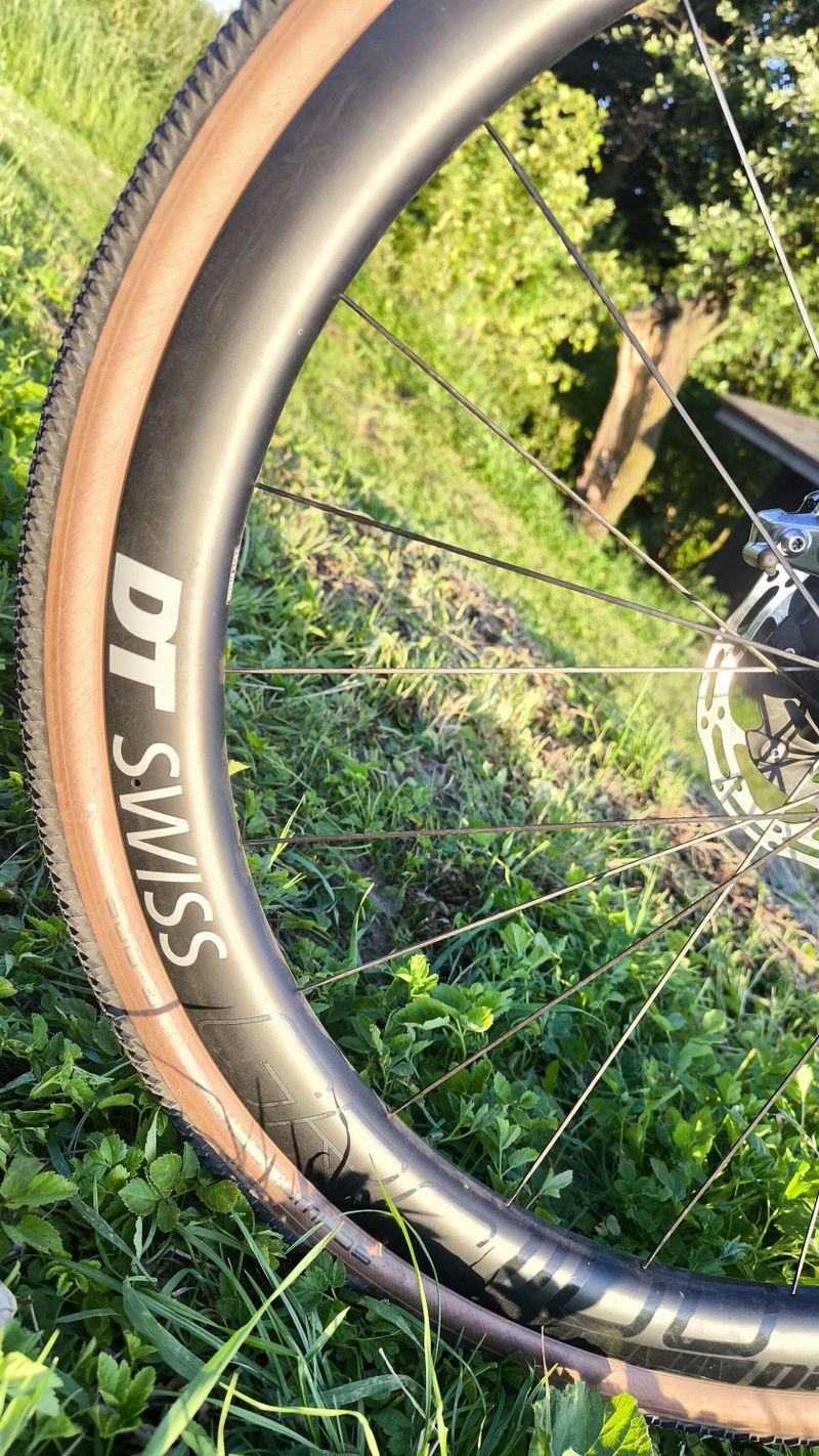 Canyon Grail CF SLX 9 eTap / SRAM RED AXS / DT Swiss 1100