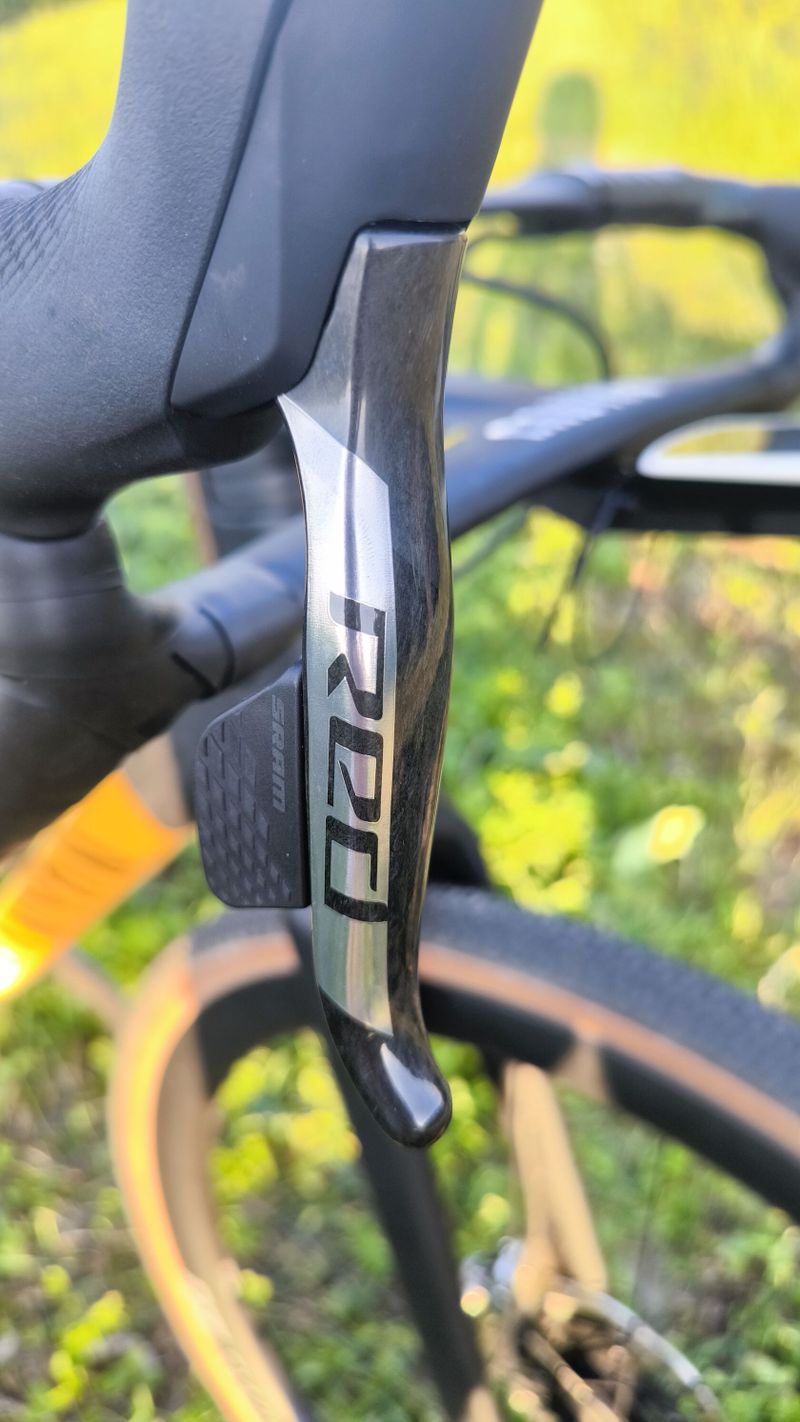 Canyon Grail CF SLX 9 eTap / SRAM RED AXS / DT Swiss 1100