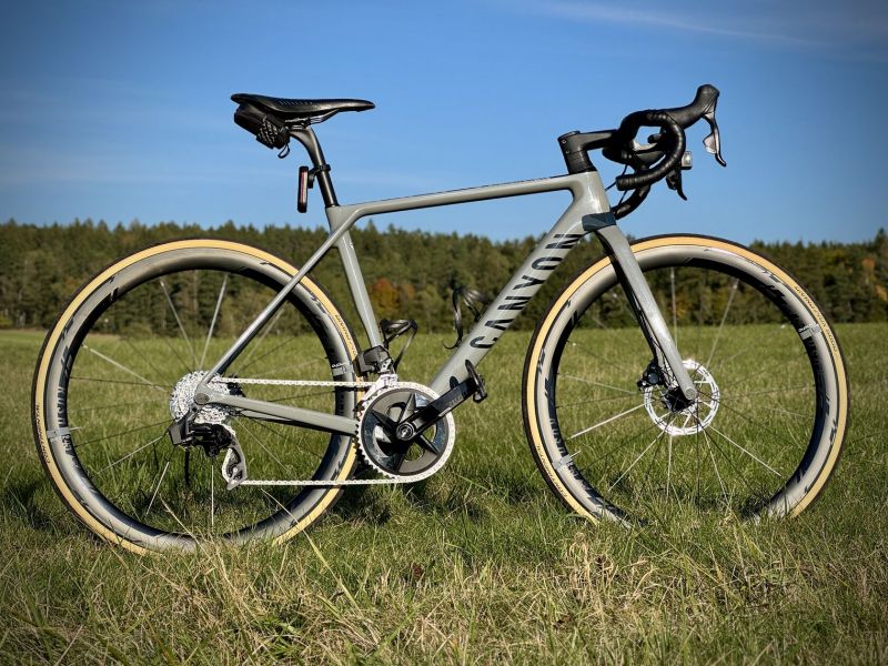CANYON ULTIMATE CF SL7