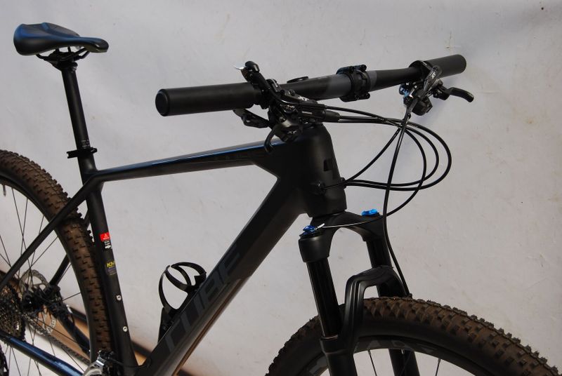 Cube Reaction 29 Carbon XL