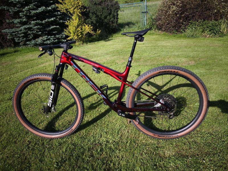 TREK SUPERCALIBER SLR 9.9 FLIGHT ATTENDANT GEN2