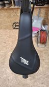 Sedlo Title MTB JS1 (černá)