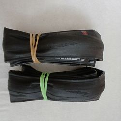 Silniční pláště Schwalbe a Continental 