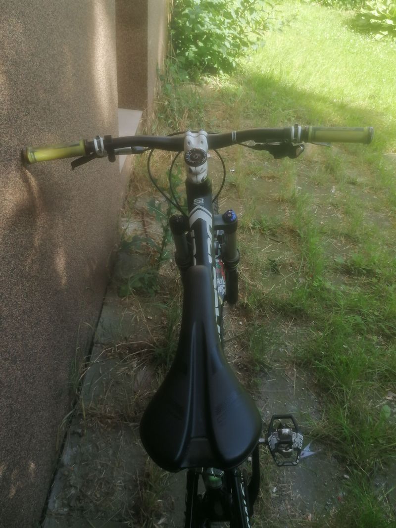 Celoodpružené kolo cannondale rz120