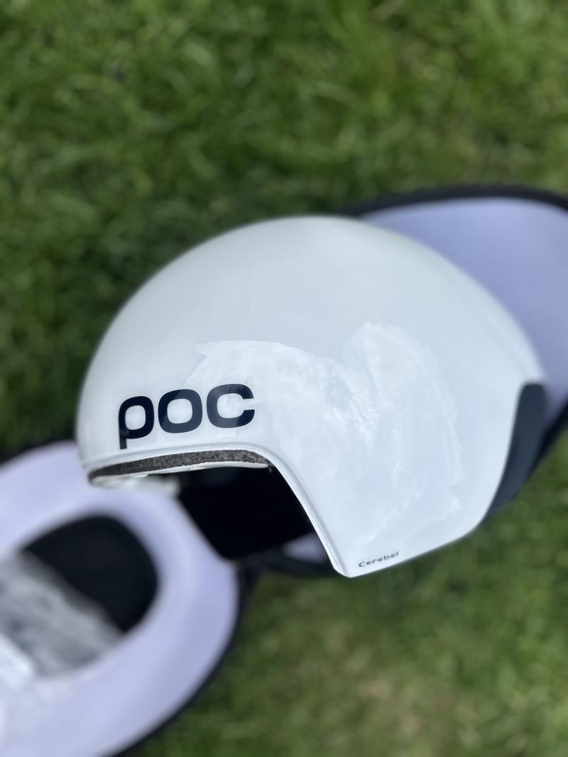 Prodám časovkářskou přilbu POC