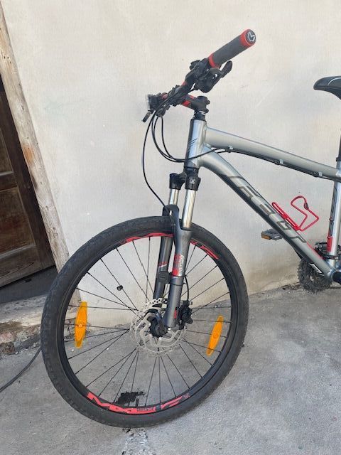Prodám juniorské kolo Felt SIX60