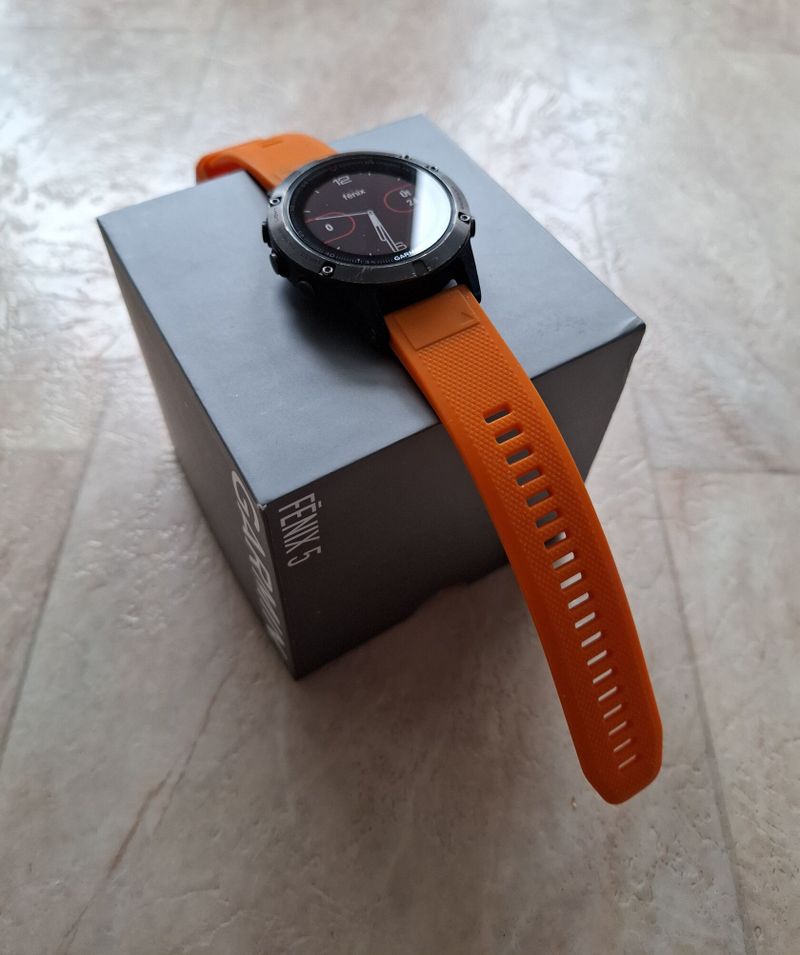 Garmin Fenix 5 Saphire
