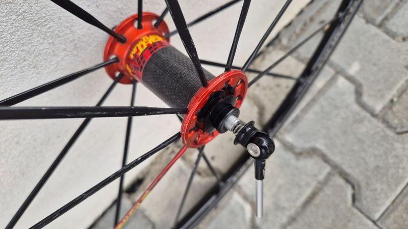 silniční kola Mavic Ksyrium SL, pro ráfkové brzdy, dobrý stav