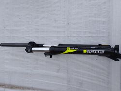 Vidlice SR Santour 29" pružinová