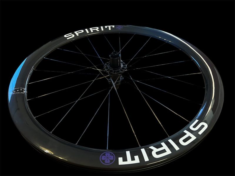 SPIRIT 45-VENOM-UCI certifikace/ Karbonové špice/ 1280gramů