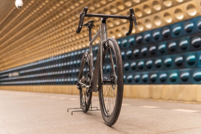 Isaac Element (2024), Ultegra Di2, FFWD Ryot 55, vel. 56 / L (3D Sedlo, Powermeter 4iii)