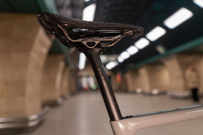 Isaac Element (2024), Ultegra Di2, FFWD Ryot 55, vel. 56 / L (3D Sedlo, Powermeter 4iii)