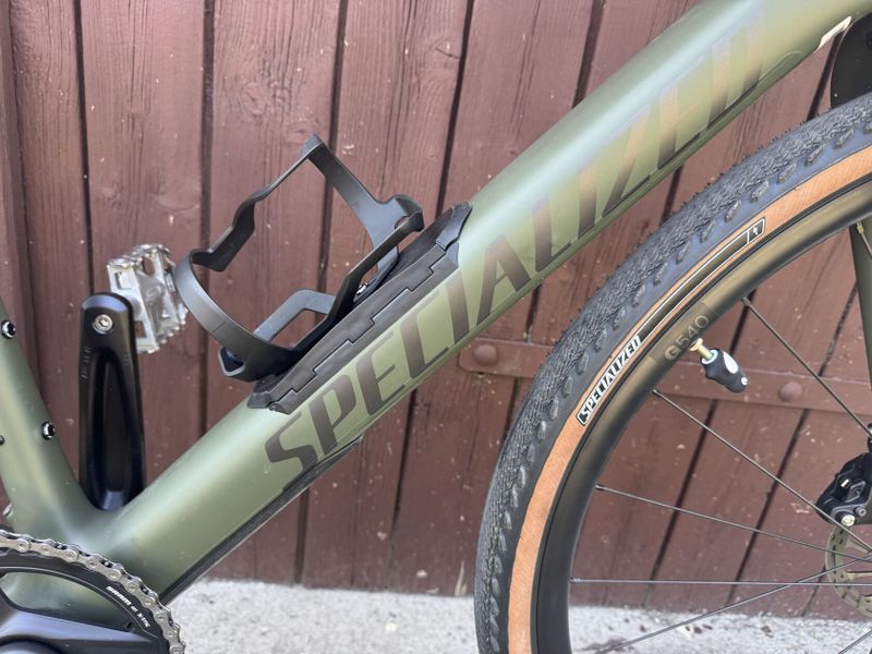 Nove gravel kolo model 2025 vel.52 sram eTap najeto 50km