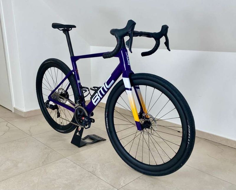 BMC Kaius 01 Three eTap AXS Gravel
