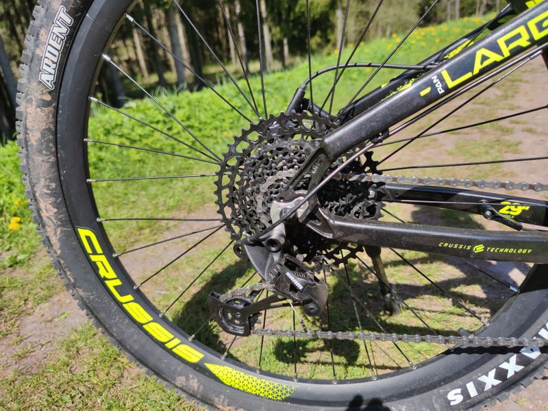Prodám minimálně používané horské kolo CRUSSIS PAN Largo 9.8. L (500 km)