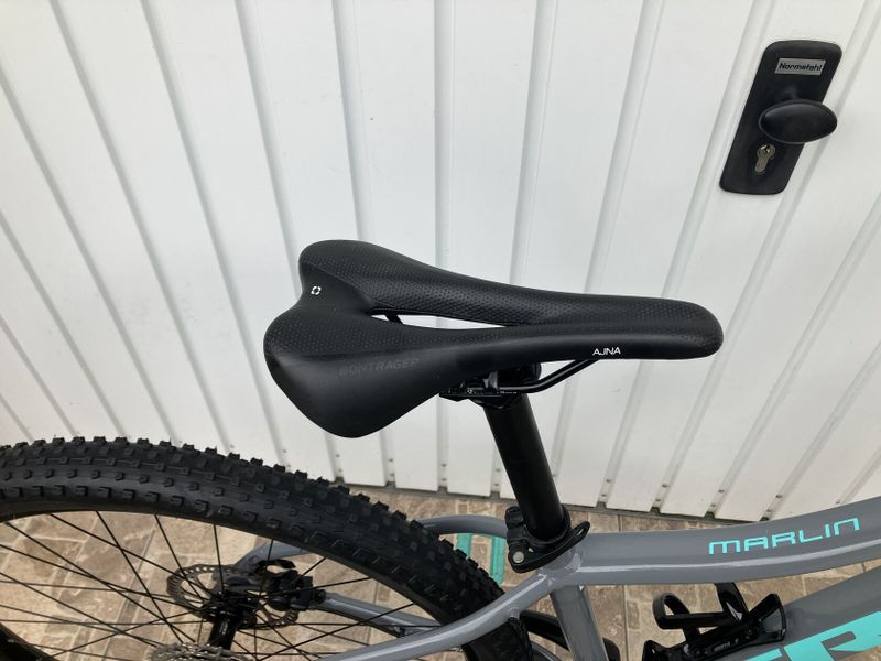 TREK 27,5