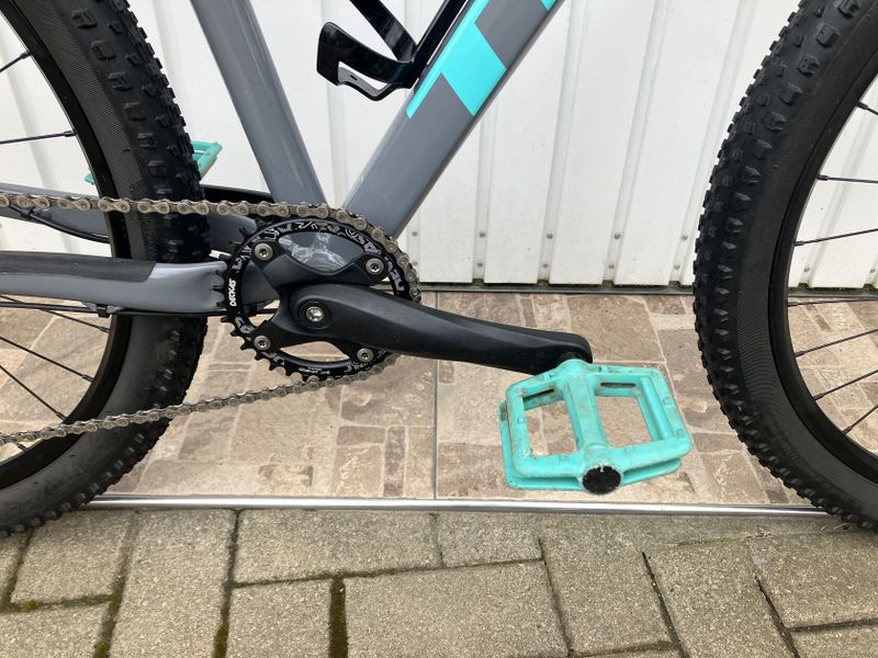 TREK 27,5