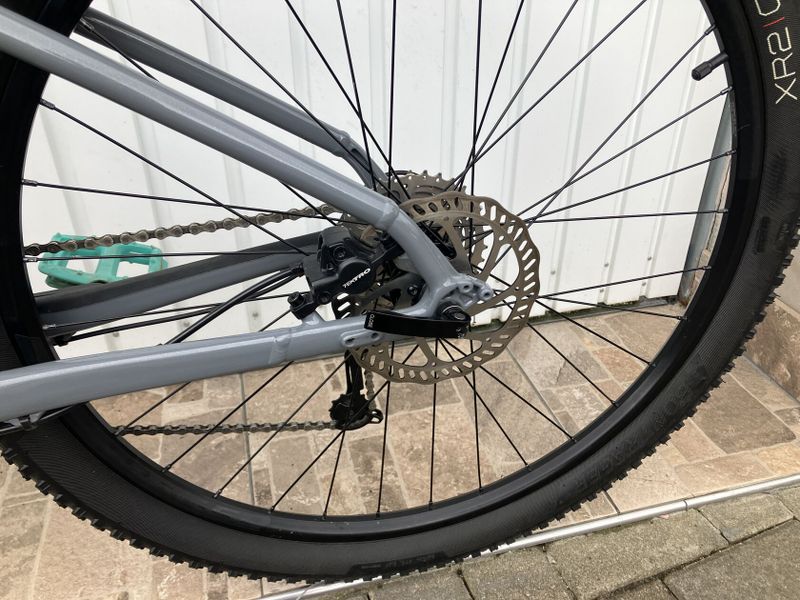 TREK 27,5