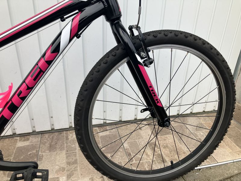 TREK 24