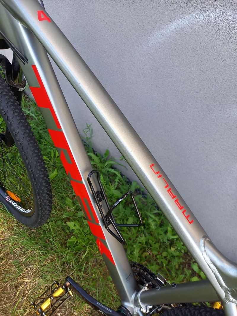 TREK MARLIN 4