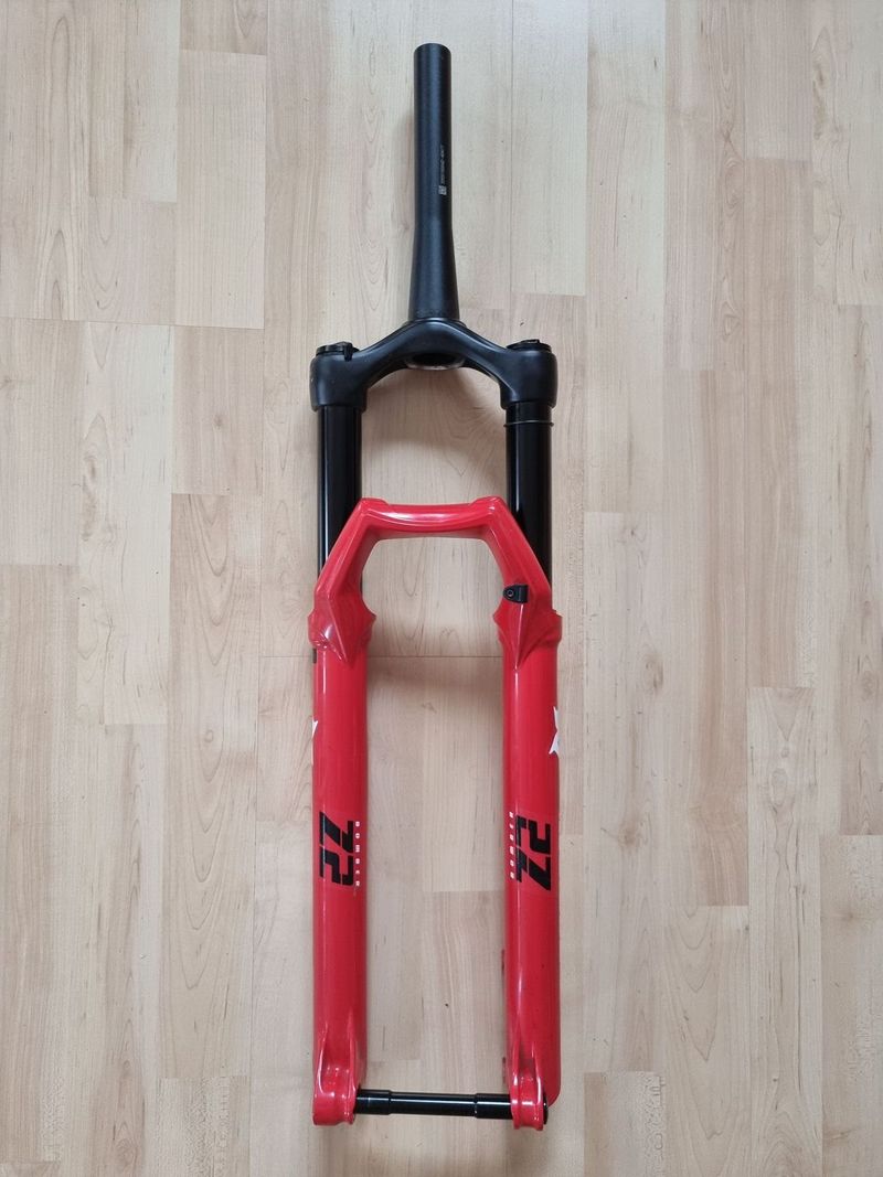 Marzocchi Bomber Z2 29" 140mm aneb vidlice, která ví, co je to flow