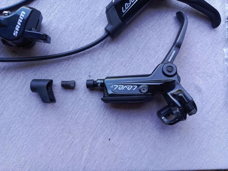 Hydraulické brzdy SRAM level T