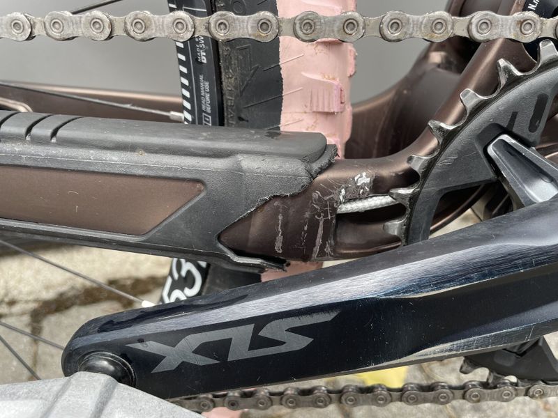 Commencal Clash 2024